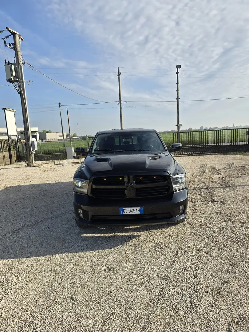 Dodge RAM 1500 5.7 V8 Quad Cab MB Sport 395cv at8 - 1