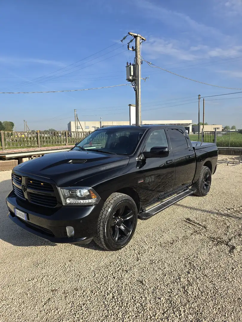 Dodge RAM 1500 5.7 V8 Quad Cab MB Sport 395cv at8 - 2