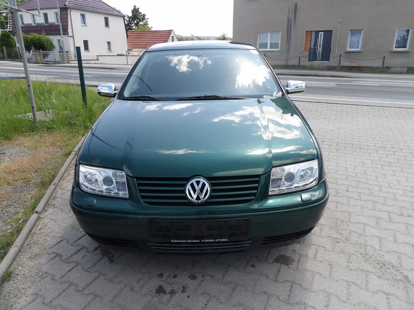 Volkswagen Bora 2.3 V5 Highline, Klima, HU-AU NEU Groen - 2