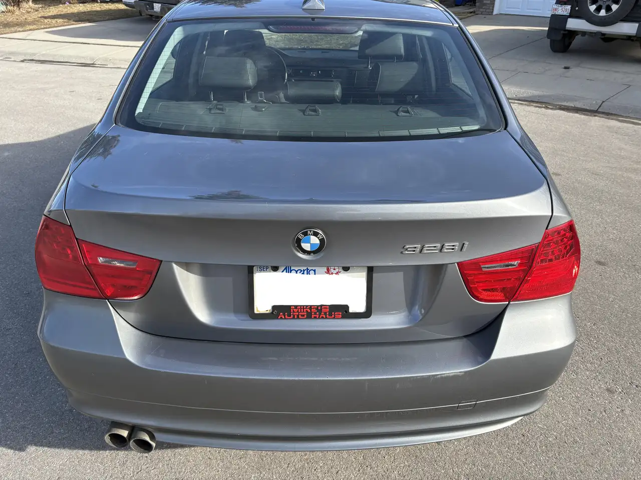 BMW 3 Series снимка BMW 3 Series