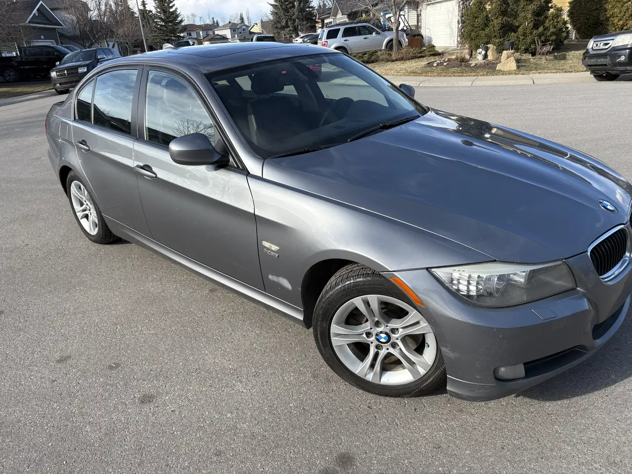 BMW 3 Series снимка BMW 3 Series