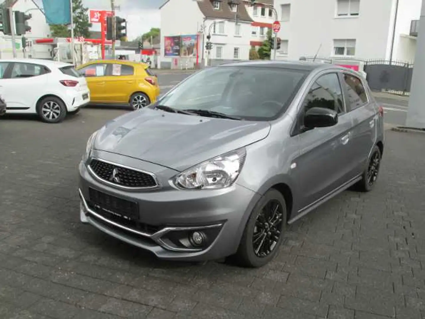 Mitsubishi Space Star Diamant+ 1.2 MIVEC ClearTec 5-Gang Grijs - 2