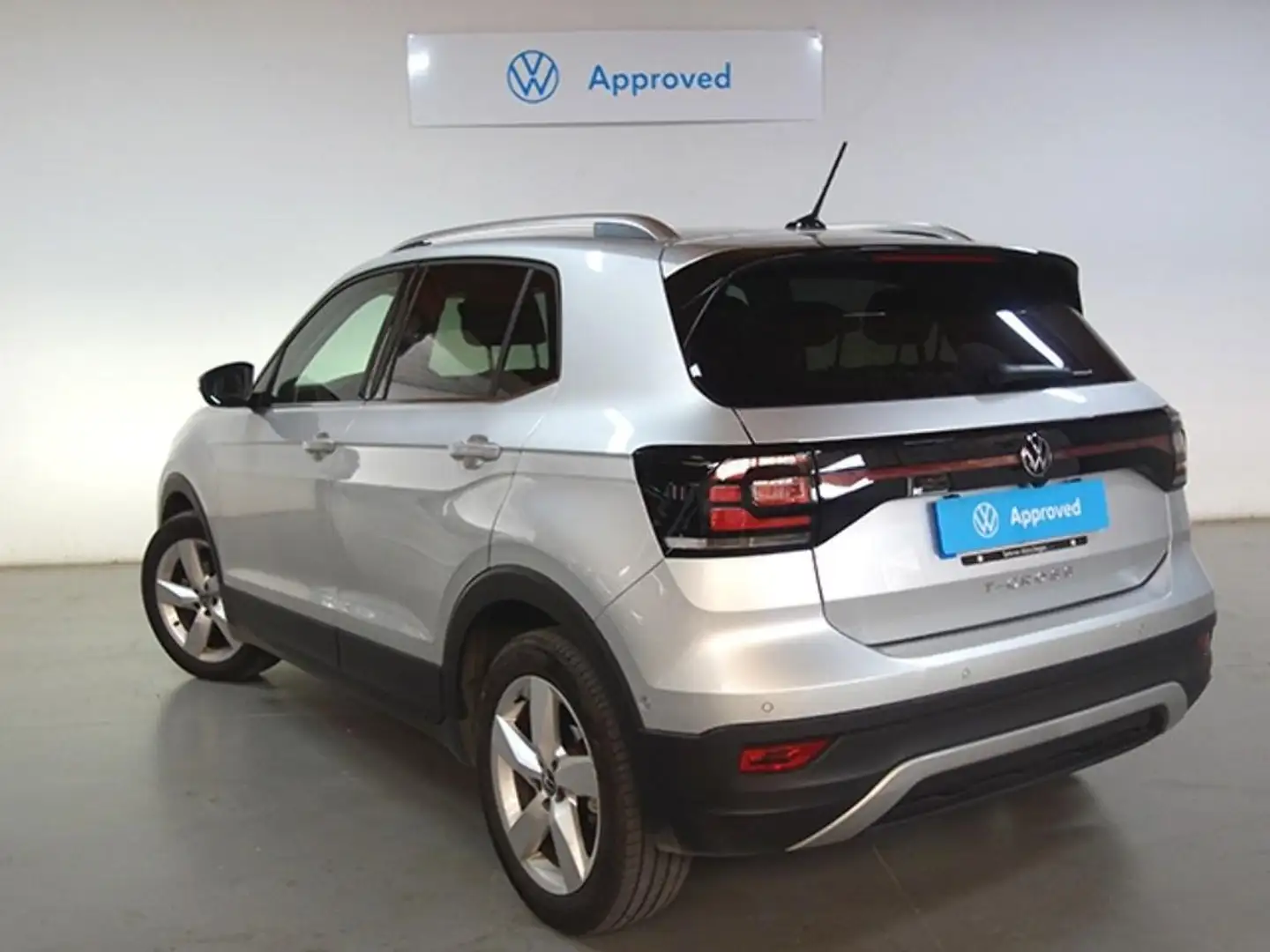 Volkswagen T-Cross 1.0 TSI Sport 81kW Gris - 2