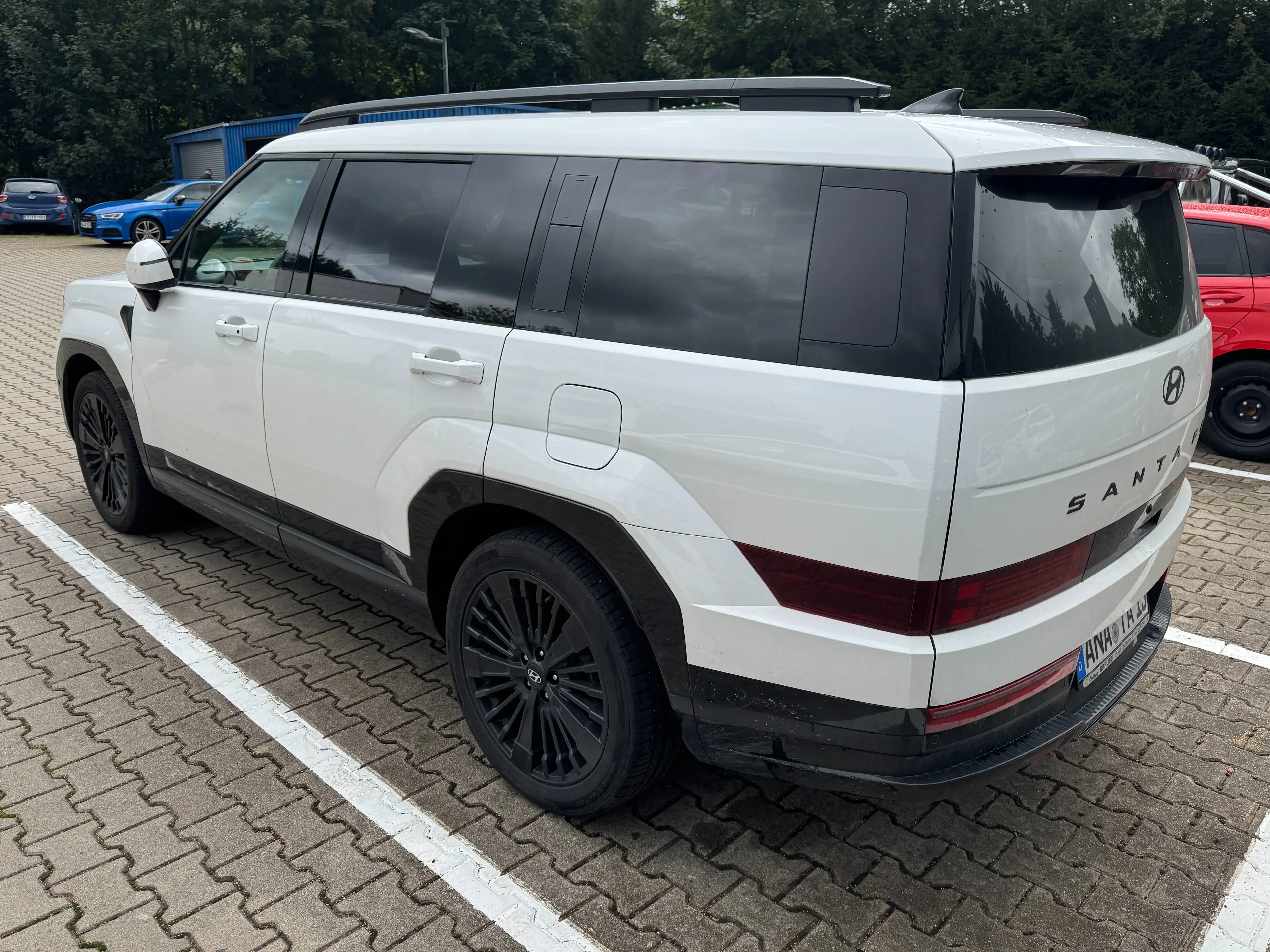 Hyundai SANTA FE 1.6 T-GDI Hybrid 158 kW 4WD Blackline — photo 4