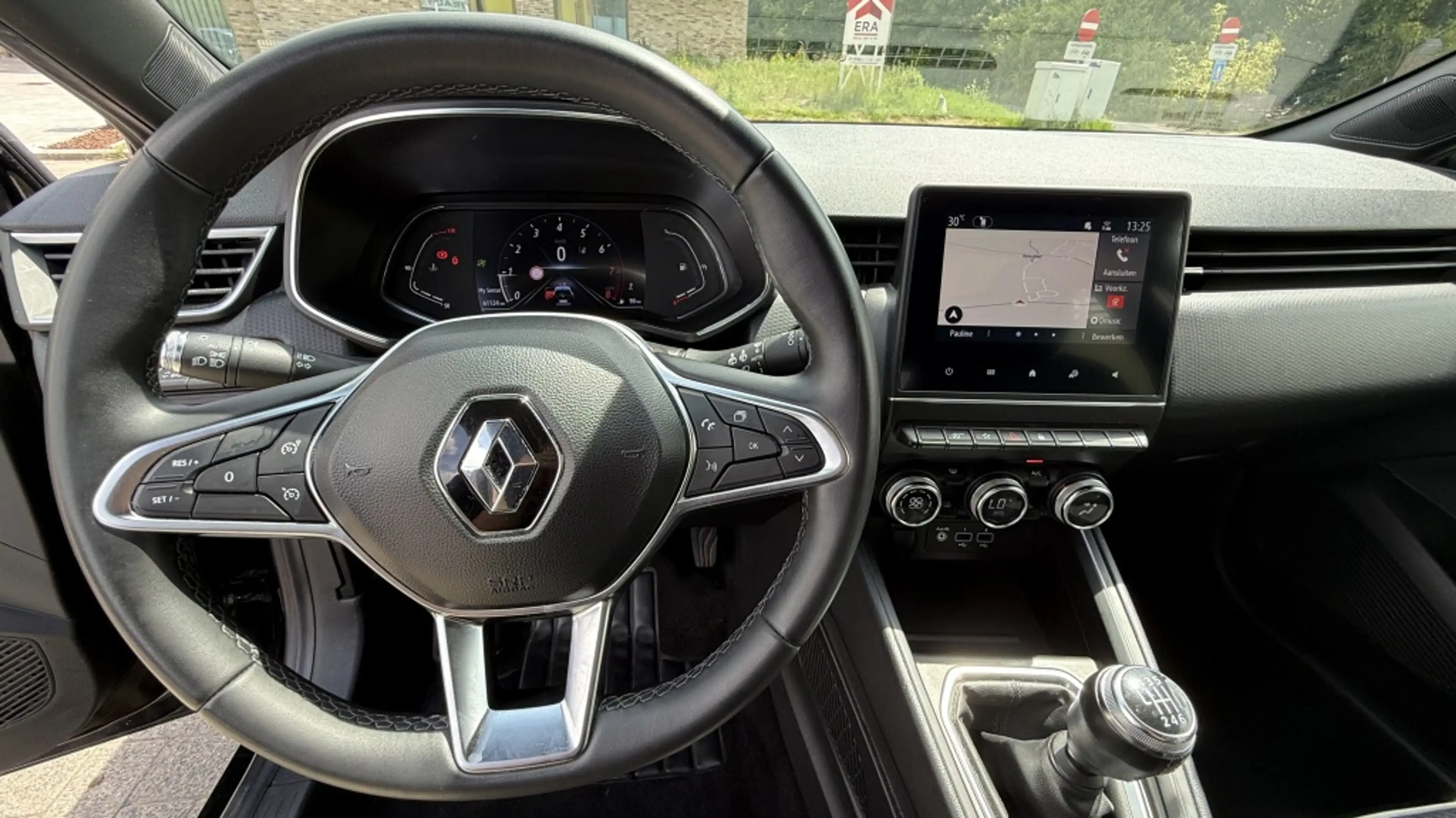 Renault Clio V Techno Tce 90 — photo 14