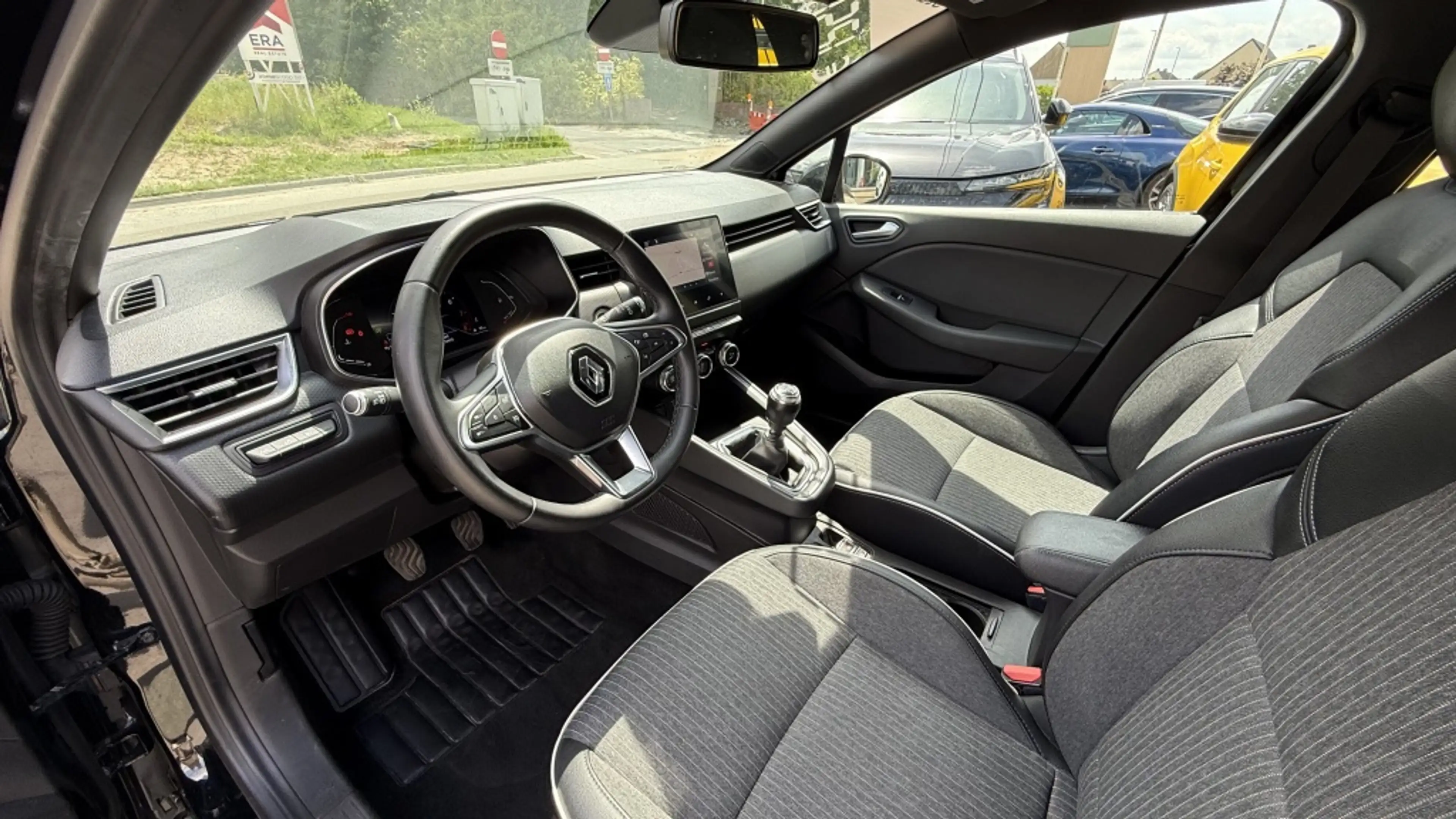 Renault Clio V Techno Tce 90 — photo 11