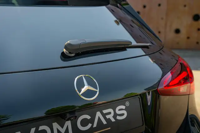Mercedes-Benz 250 view 15