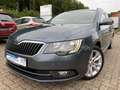 Skoda Superb Combi Exclusive DSG AHK TEMPOMAT NAVI SHZ Gris - thumbnail 1