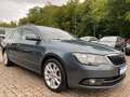 Skoda Superb Combi Exclusive DSG AHK TEMPOMAT NAVI SHZ Gris - thumbnail 3