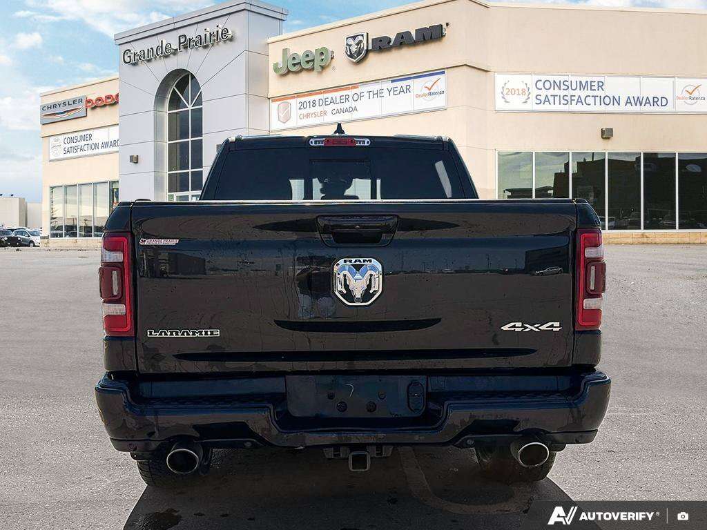 2022 RAM 1500 Laramie — снимка 1