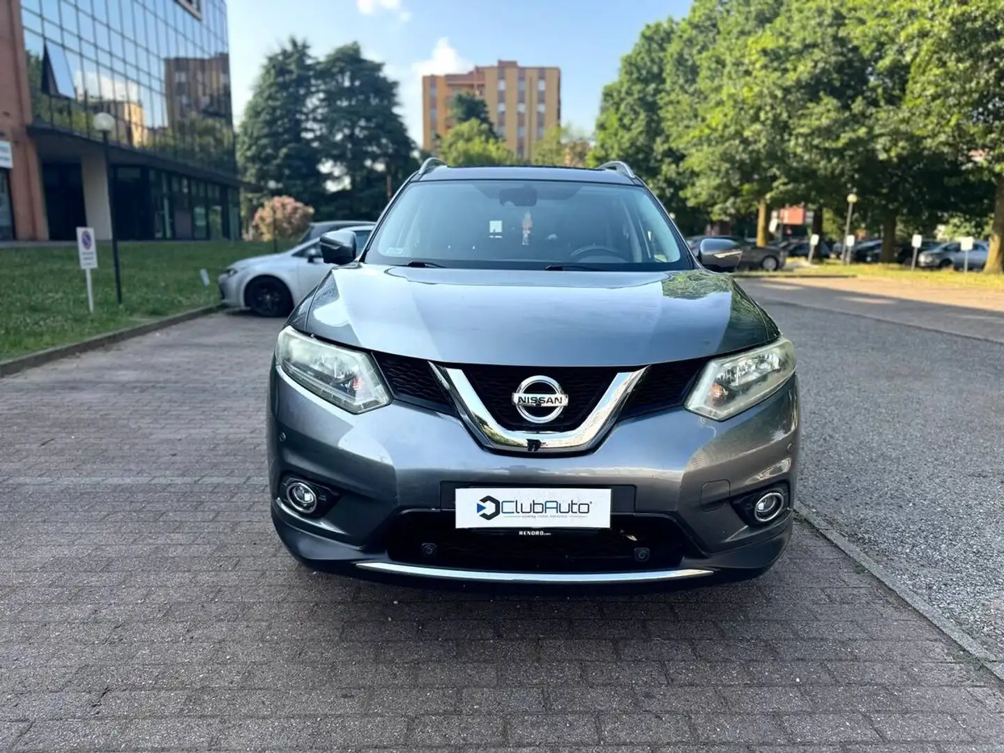 Nissan X-Trail 1.6 dci Acenta Premium 2wd 7p.ti xtronic Grau - 2