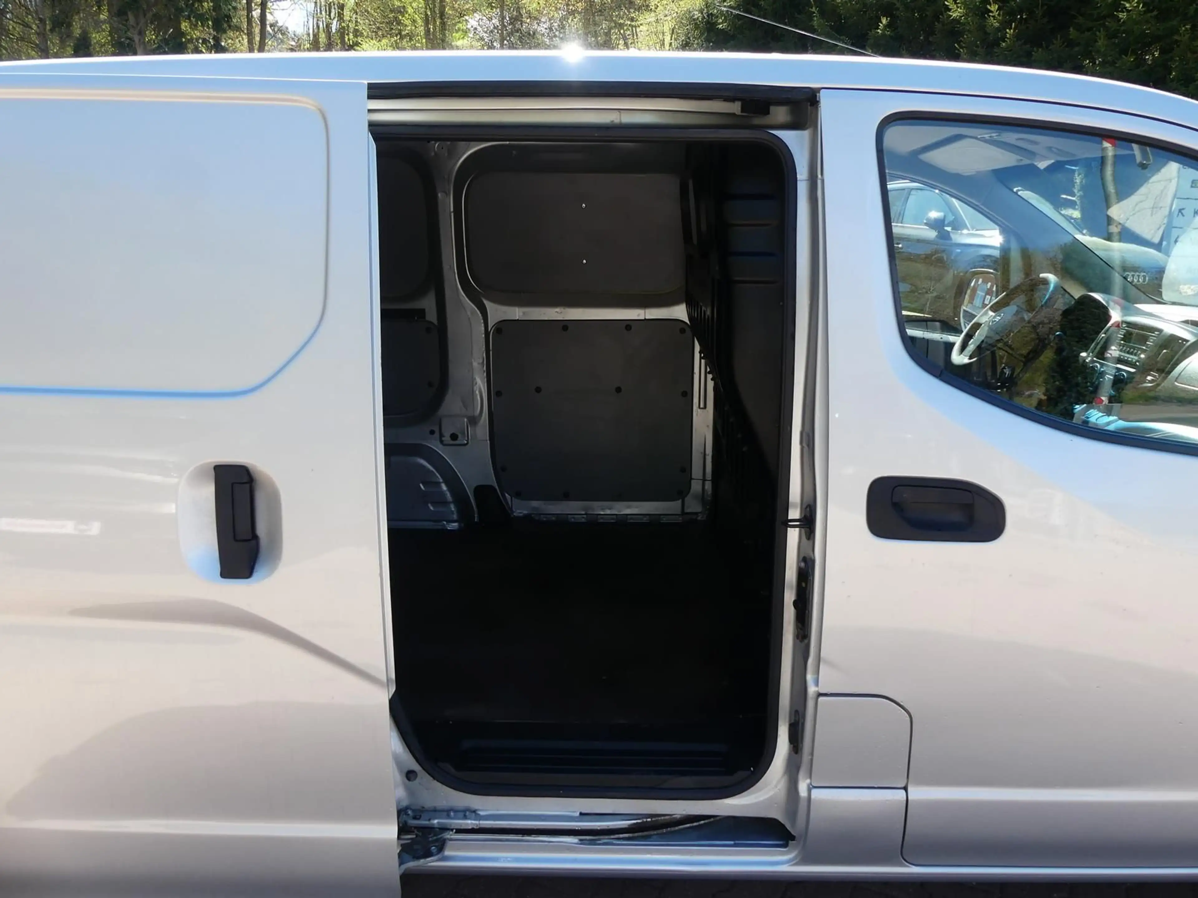 Nissan NV200 / Evalia Kasten*1.5 dCi*Klima*Sitzhzg*AHK — photo 10