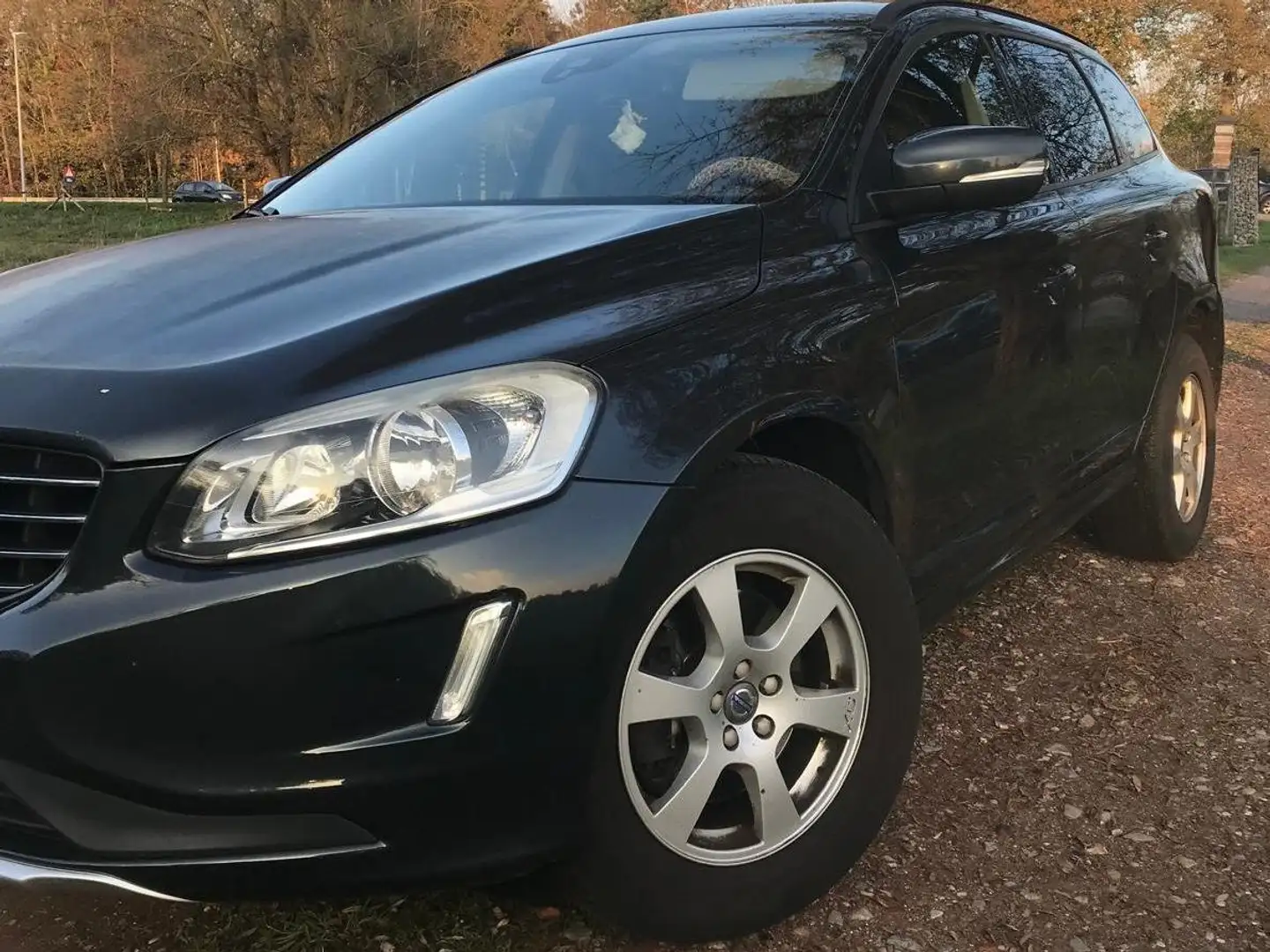 Volvo XC60 XC60 D4 Geartronic Kinetic Grijs - 2