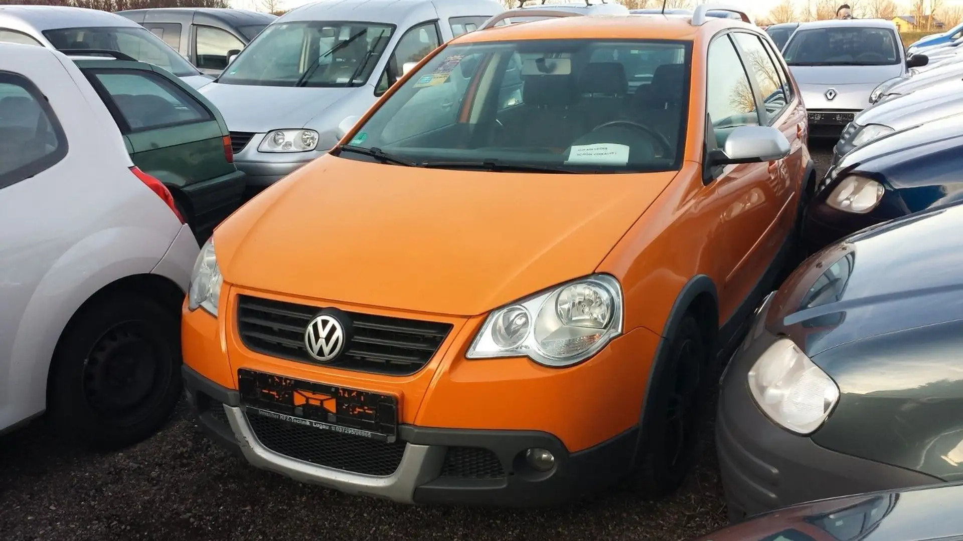 Volkswagen Polo IV CrossPolo 1,4l Naranja - 1