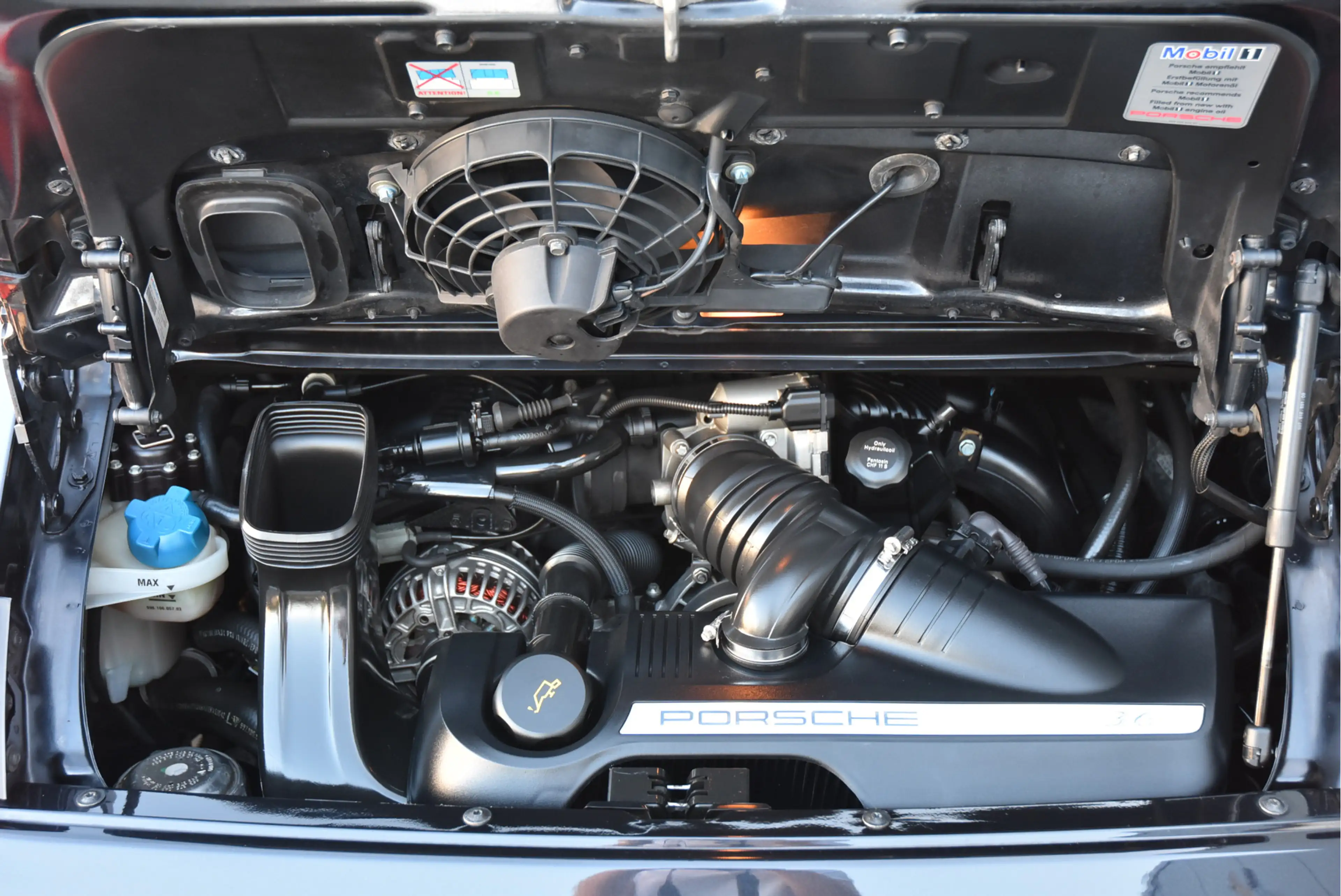 Porsche 997 997 3.6 Carrera handbak! — photo 15