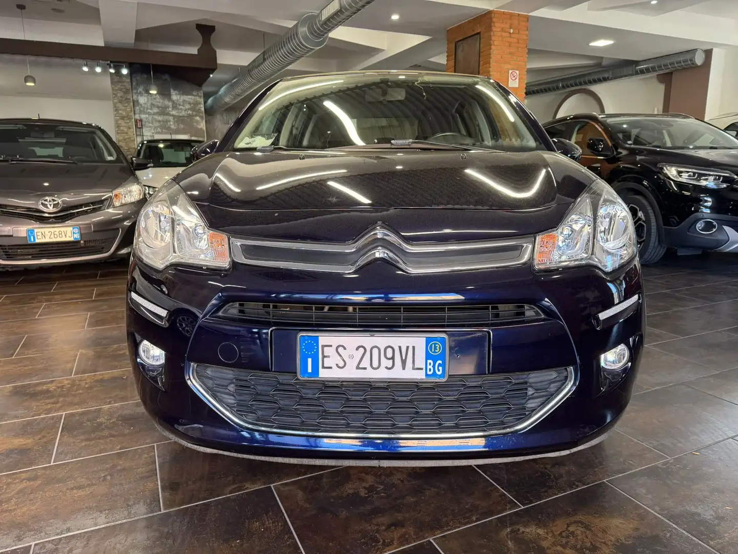 Citroen C3 C3 II 2009 1.0 vti Attraction 68cv Blauw - 2