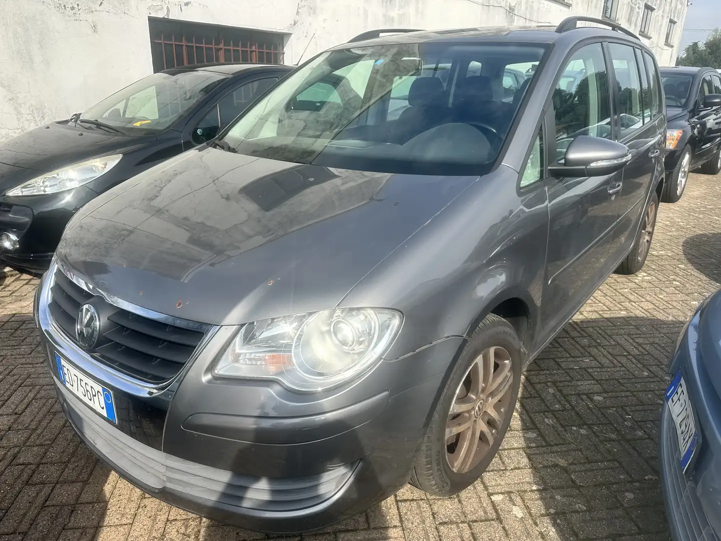 Volkswagen Touran 1.9 tdi Highline anno 2010 / 7posti Grau - 1