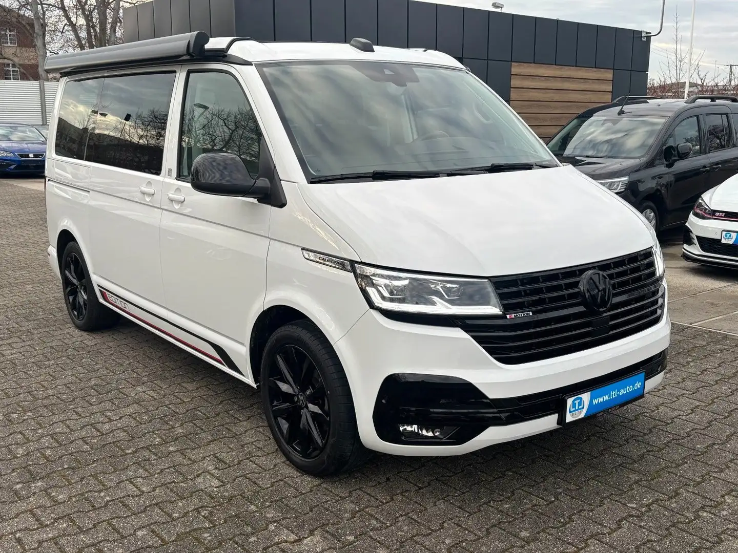 Volkswagen T6 California T6.1 California Beach Camper 4Motion DSG VCocpit Weiß - 1
