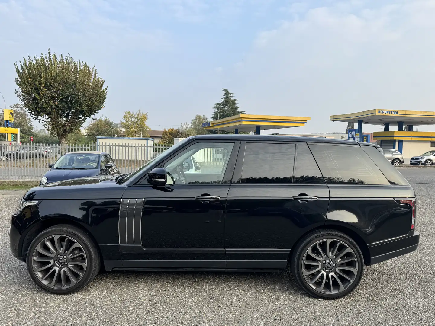 Land Rover Range Rover 5.0 V8 s/c Autobiography auto - 1