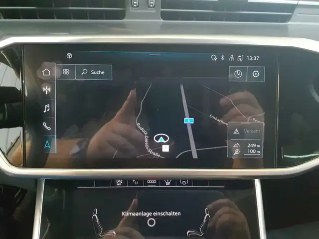 Audi A6 view 12