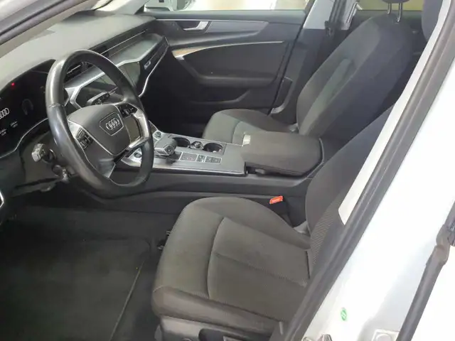 Audi A6 view 7