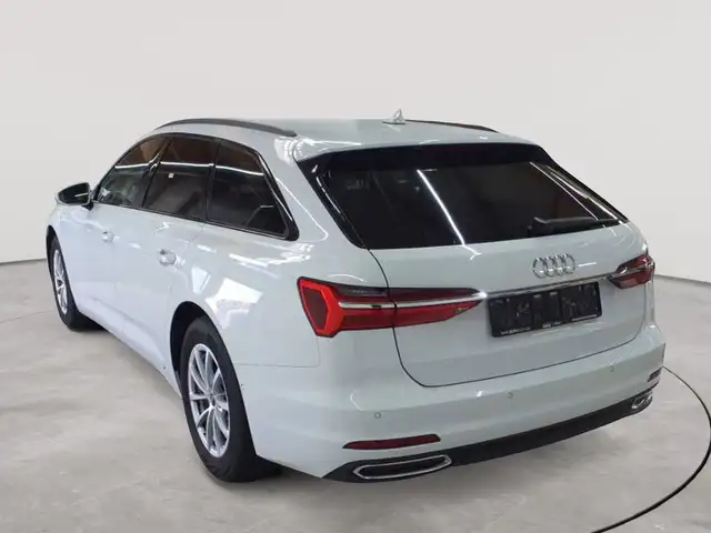 Audi A6 view 5