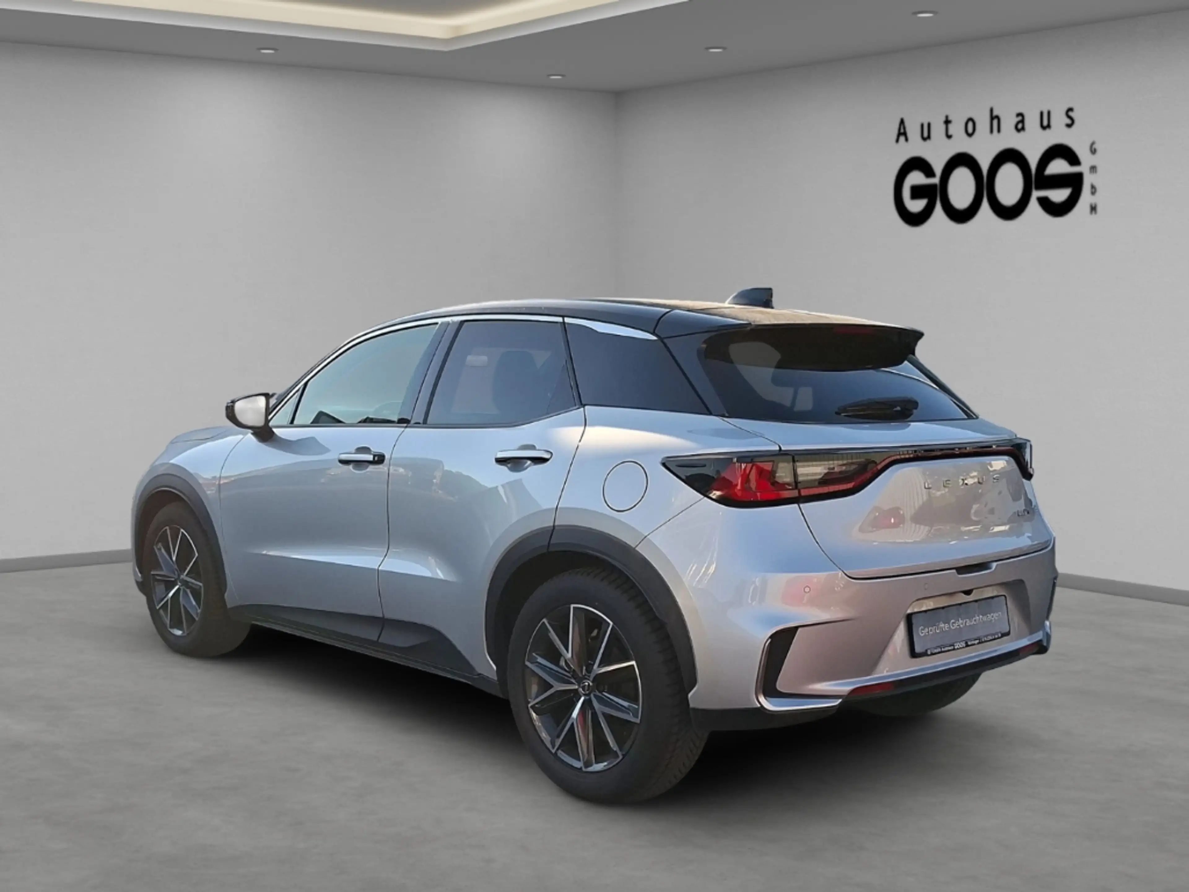 Lexus LBX FWD Emotion Technologie Paket Navi Digitales Cockp — photo 3