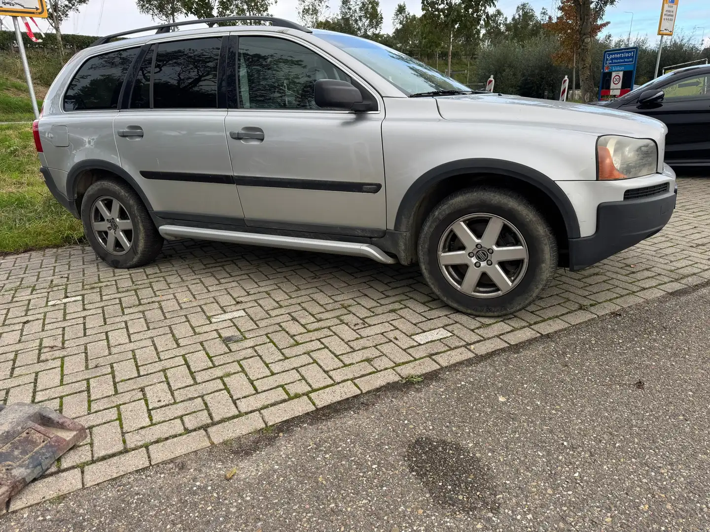 Volvo XC90 2.4 D5 Elite | Motor niet goed meeneemprijs Gris - 2