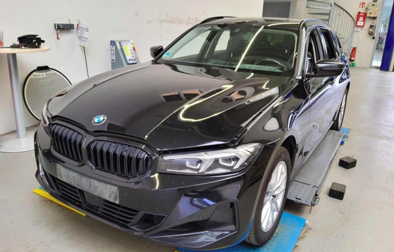 BMW 318 d Touring Aut. CAM/LED/MULTI/ACC/SPUR/KEYGO — photo 2