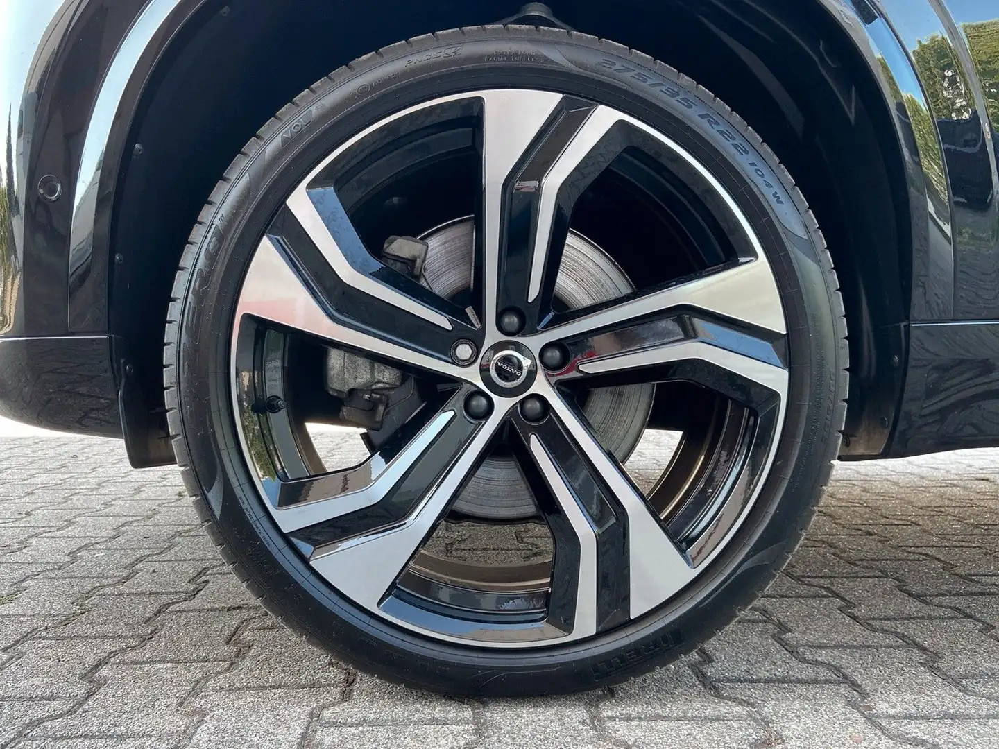 Volvo XC90 T8 AWD Recharge Ultimate Bright 7-Sitzer SD Schwarz - 2