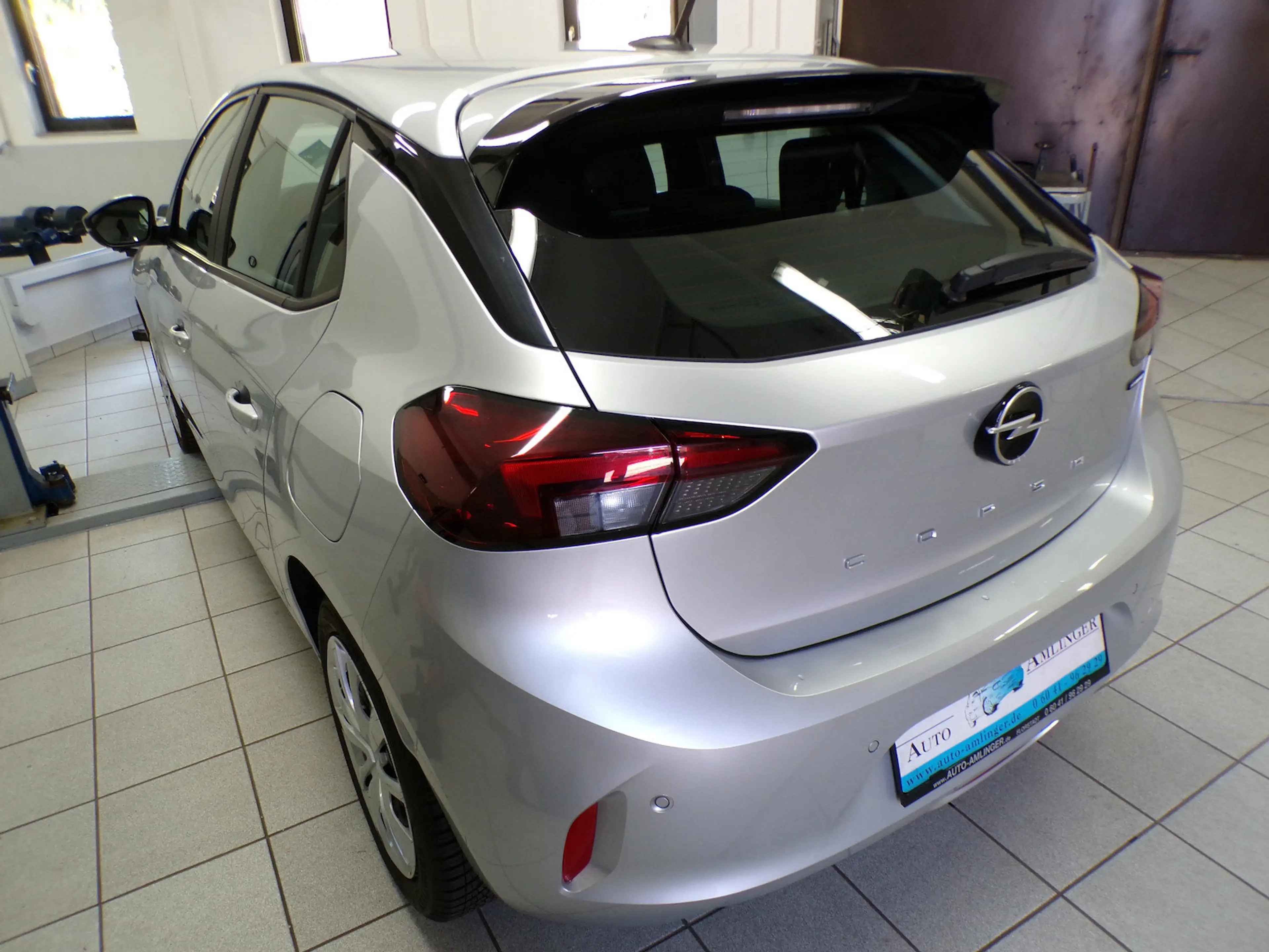 Opel Corsa Basis 1. Hand Scheckheft Garantie — photo 7