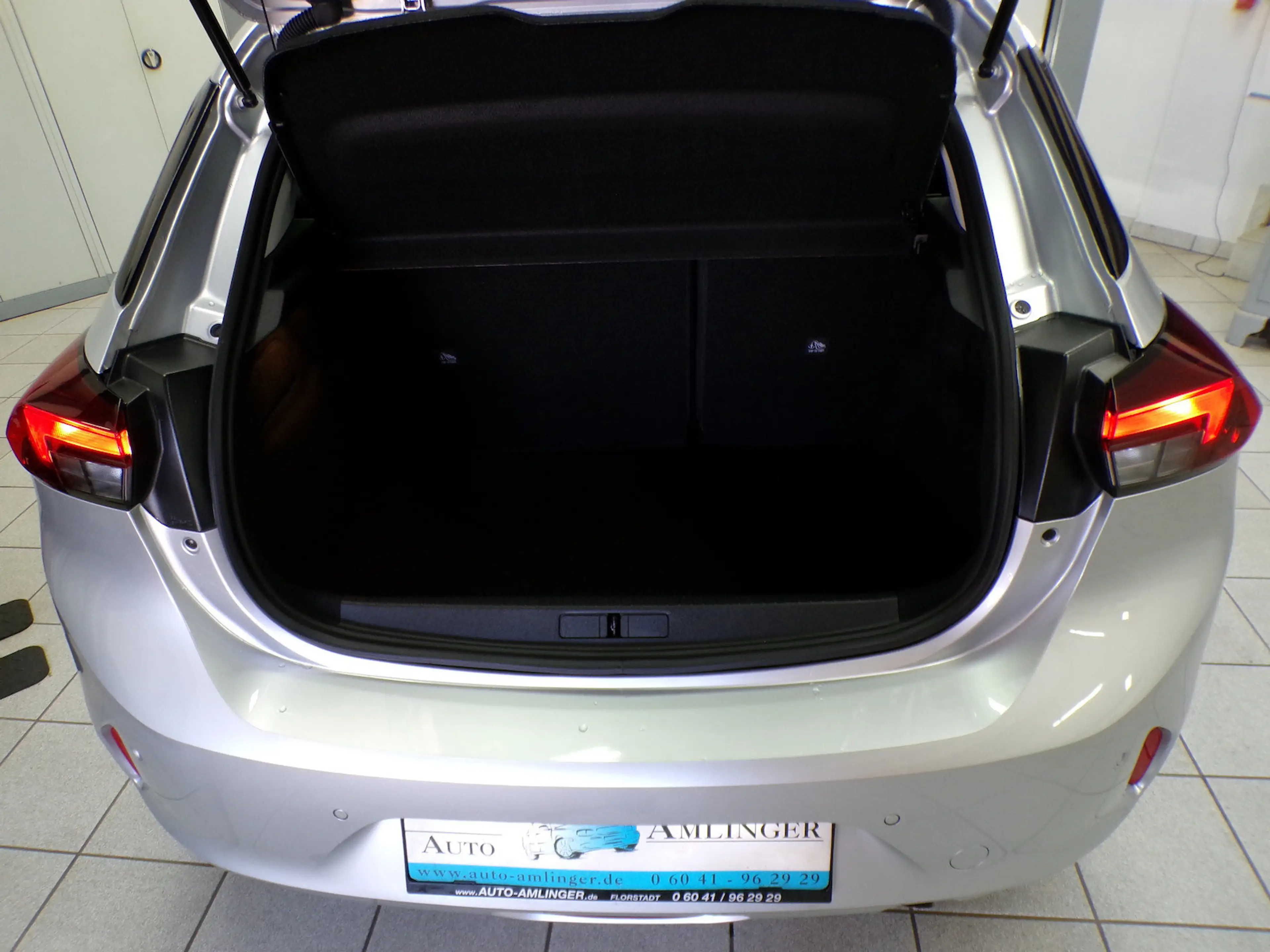 Opel Corsa Basis 1. Hand Scheckheft Garantie — photo 13