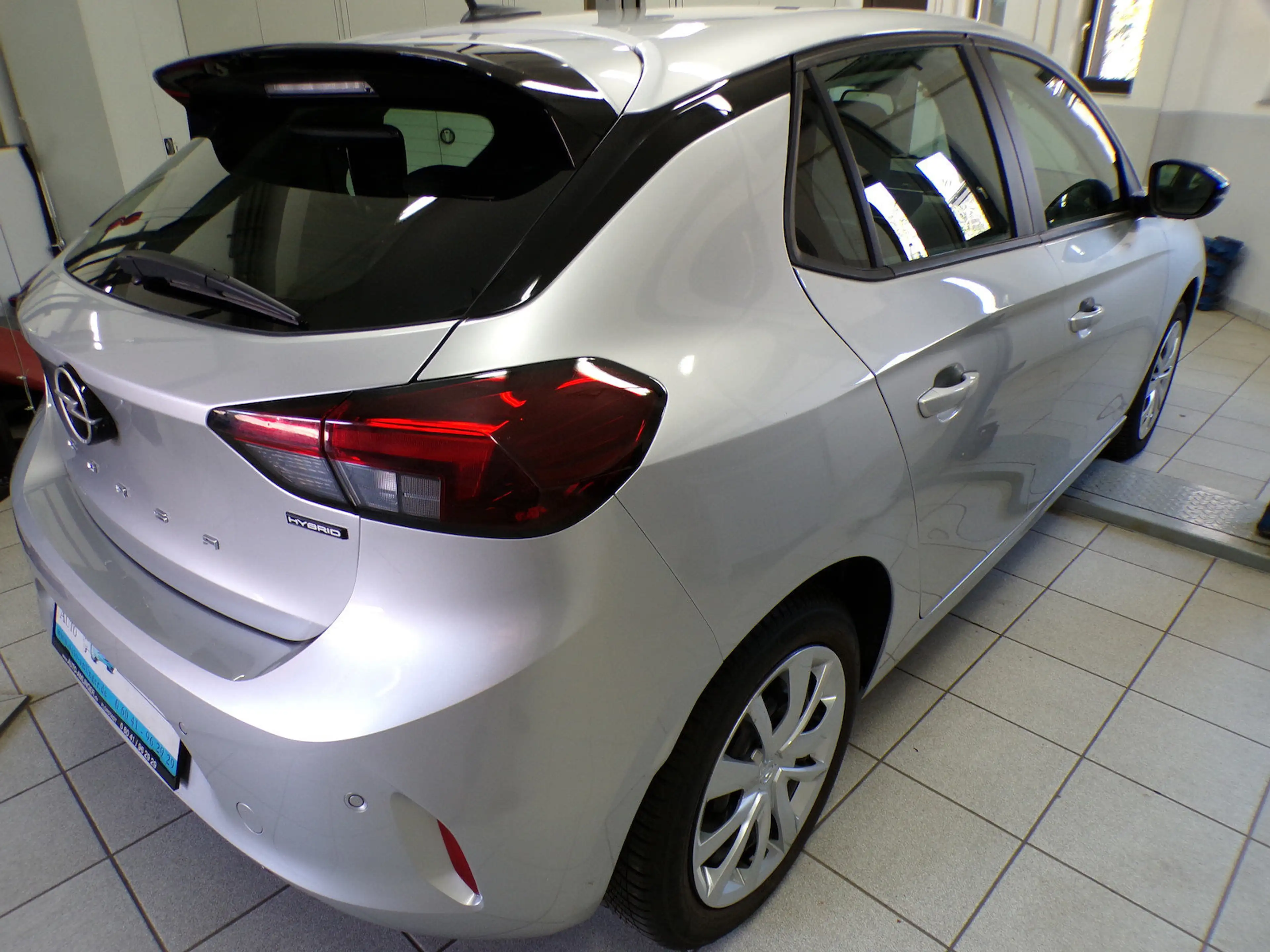 Opel Corsa Basis 1. Hand Scheckheft Garantie — photo 9