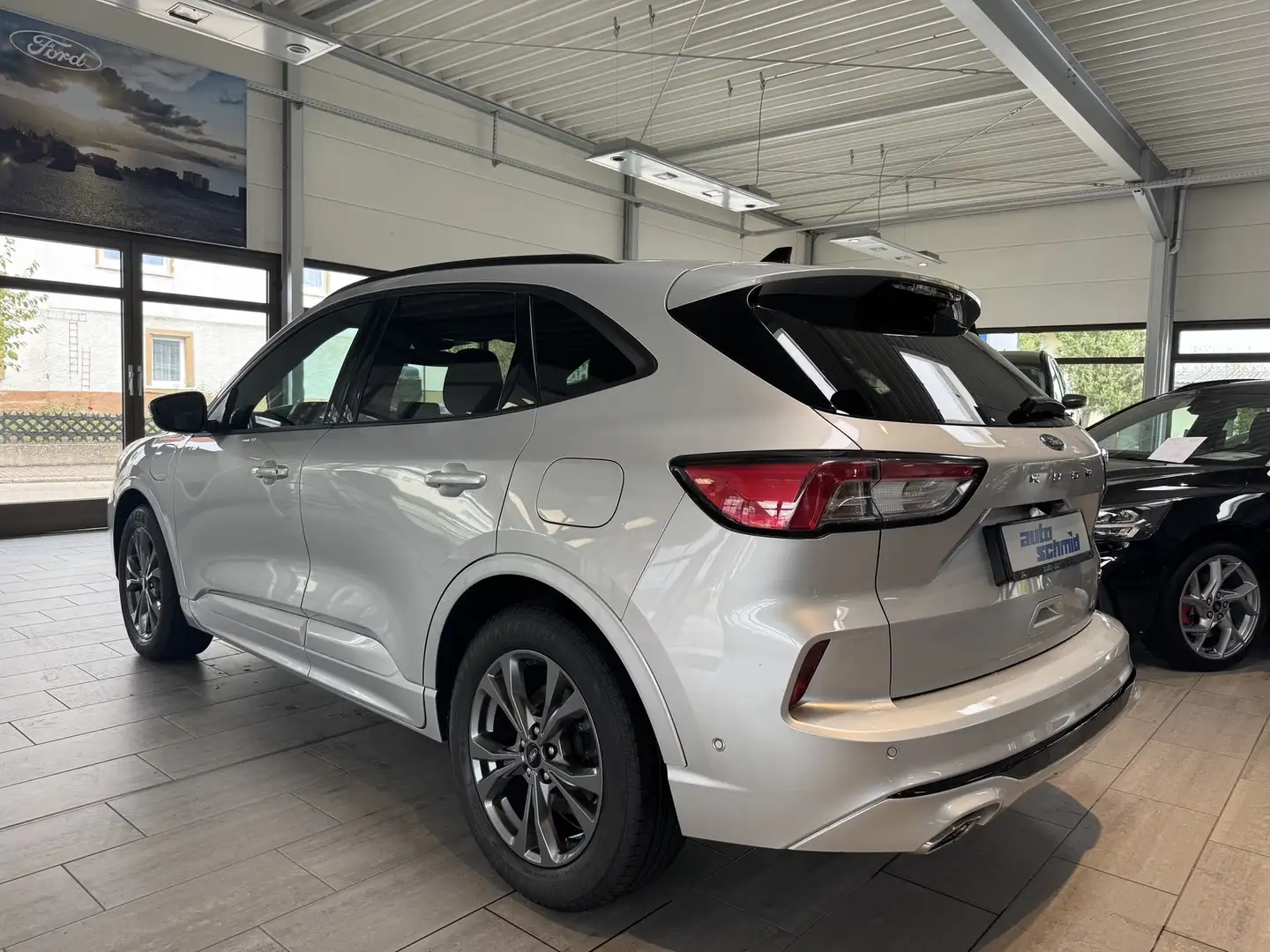 Ford Kuga Plug-In Hybrid ST-Line X + AHK + el.Heckkl. Plateado - 2