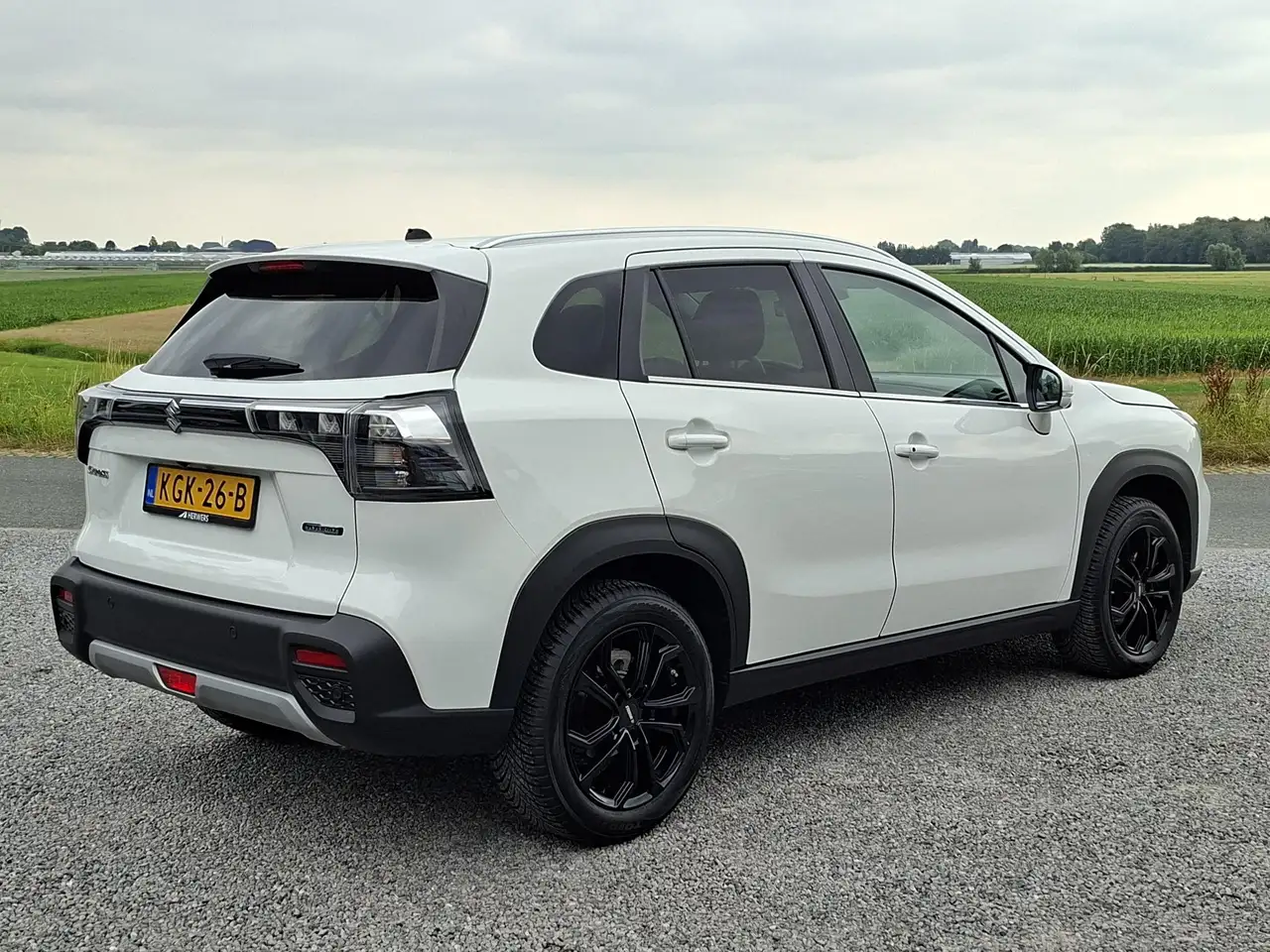 Suzuki S-Cross 2025