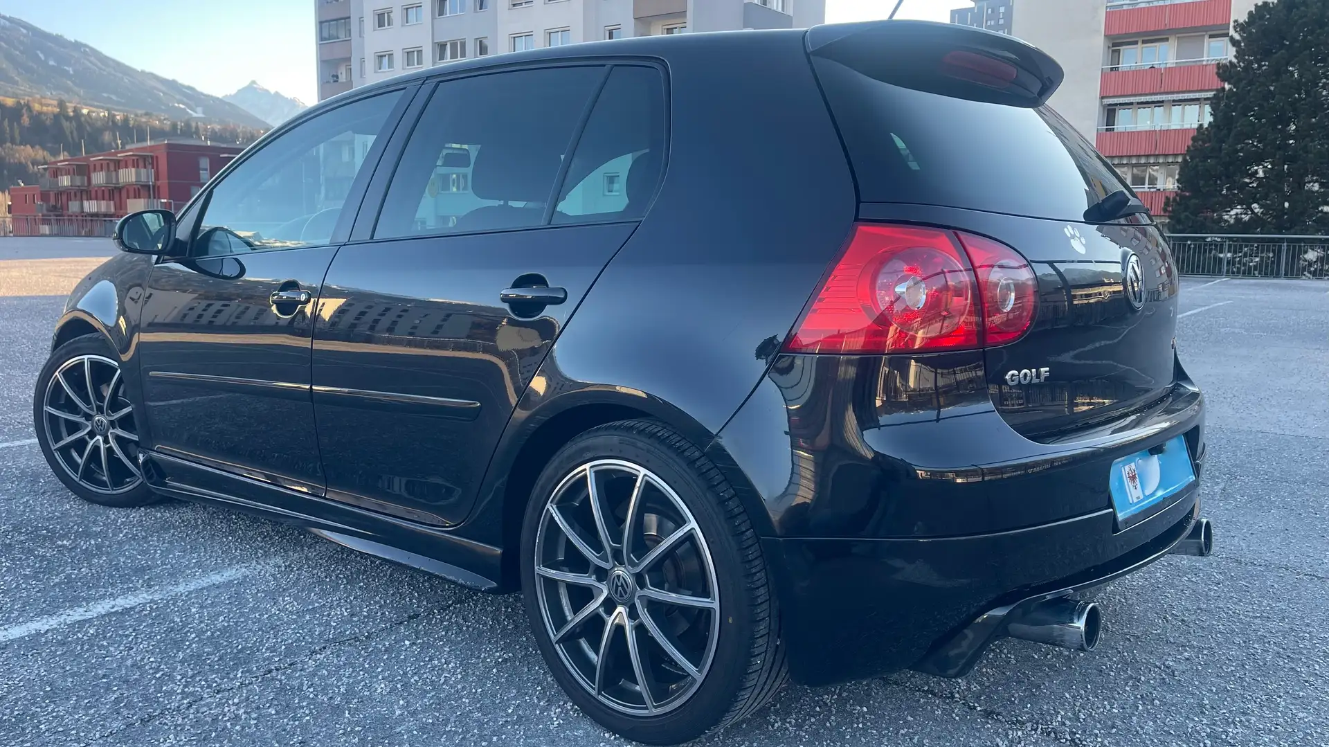 Volkswagen Golf 1,9 TDI Sportline Schwarz - 2