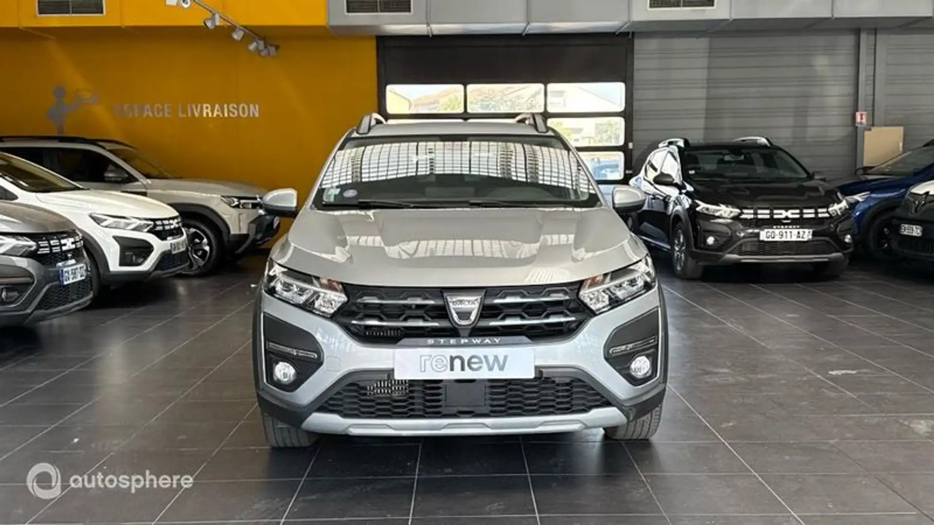 Dacia Sandero 1.0 TCe 90ch Stepway Confort - 2