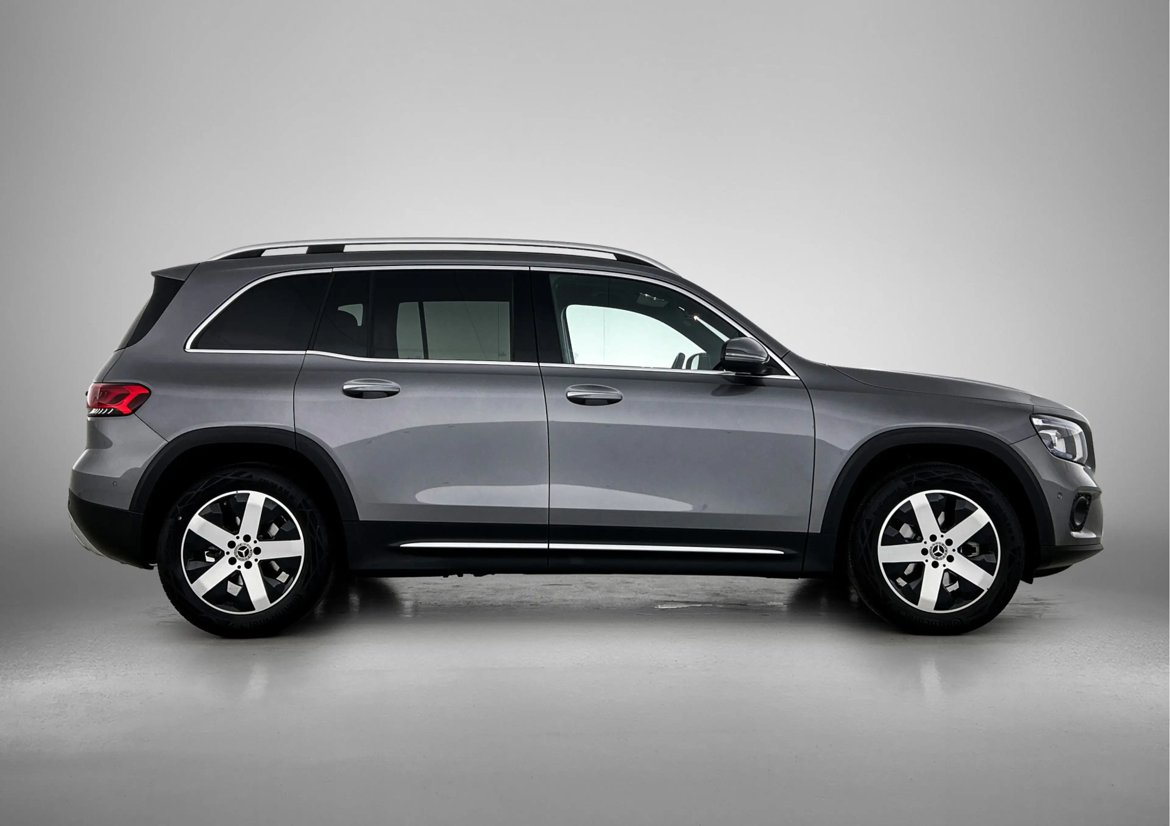 Mercedes-Benz GLB 200 Progressive | Sfeerverlichting | CarPlay | Augment — photo 12