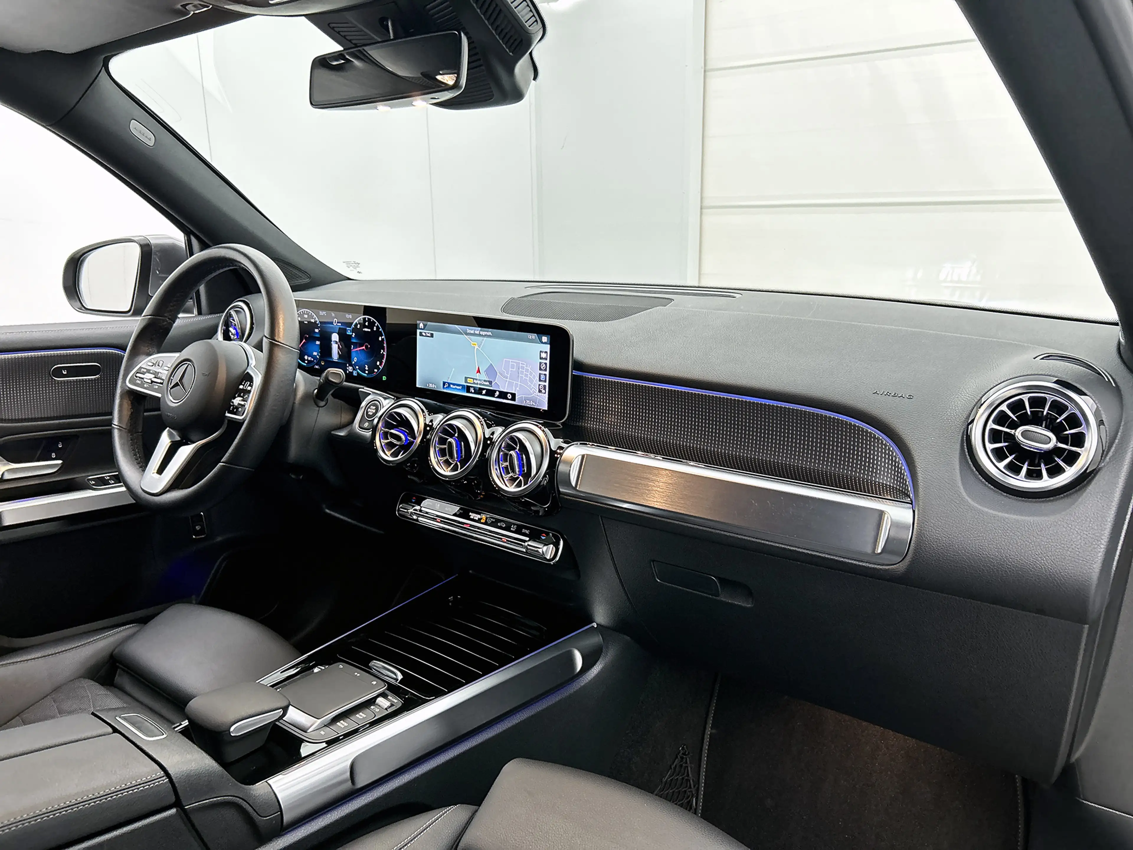Mercedes-Benz GLB 200 Progressive | Sfeerverlichting | CarPlay | Augment — photo 6