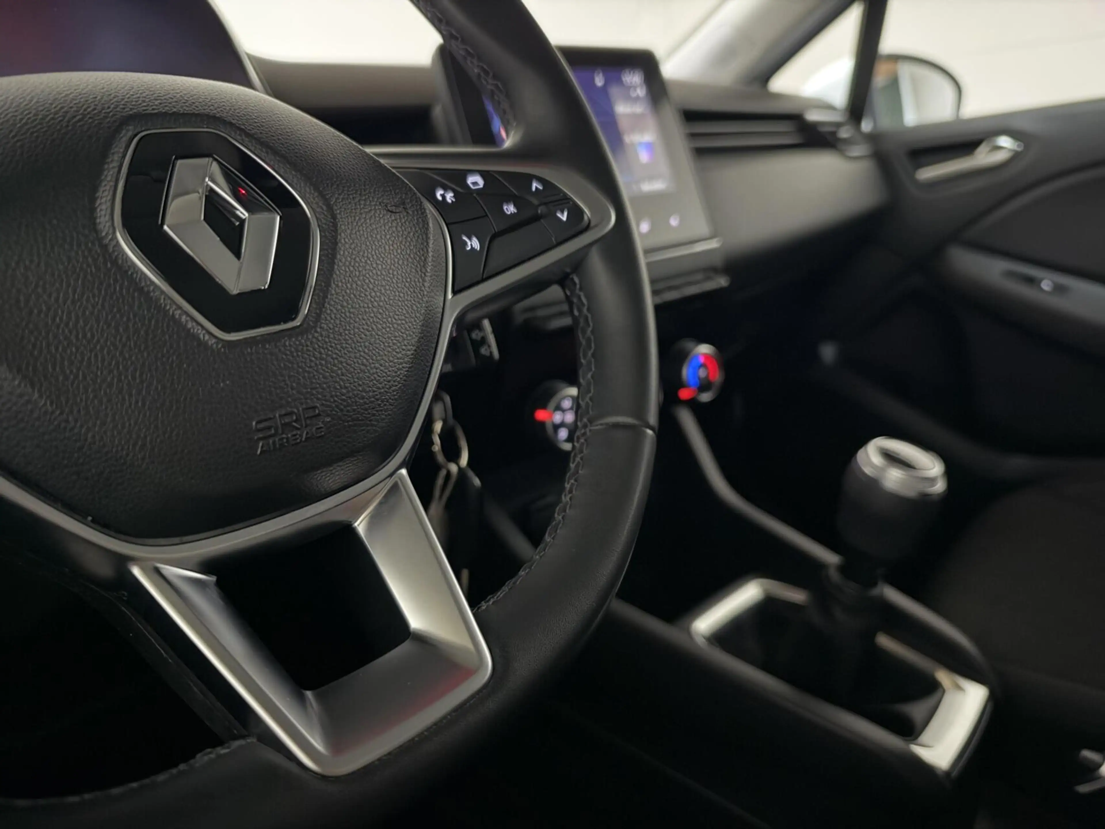 Renault Clio 1.0 TCe Life Airco Cruise Carplay PDC NAP — photo 28