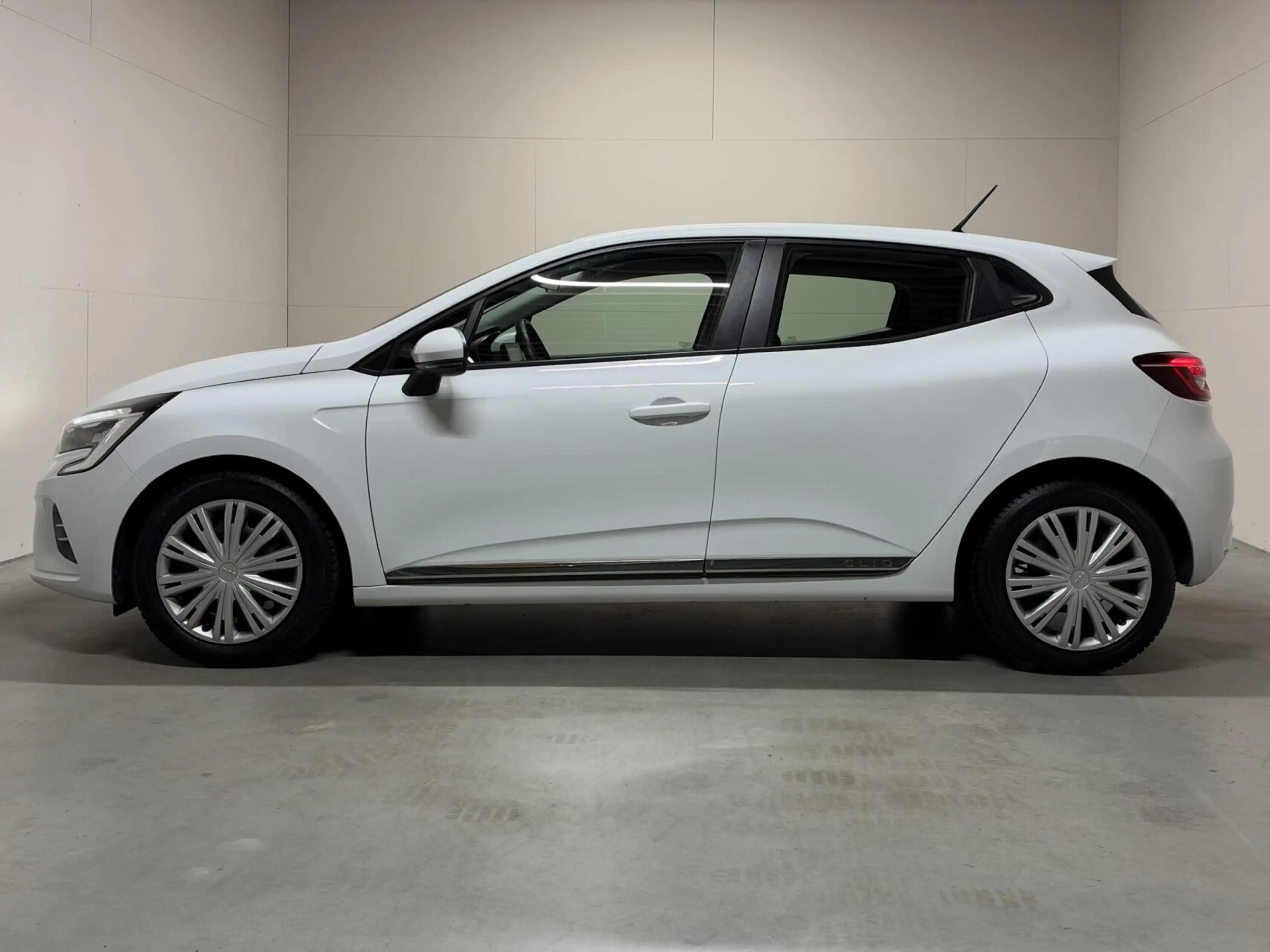 Renault Clio 1.0 TCe Life Airco Cruise Carplay PDC NAP — photo 9