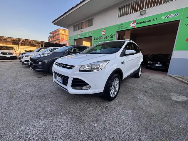 Ford Kuga 2.0 tdci Titanium 4wd s&s 150cv powershift E6