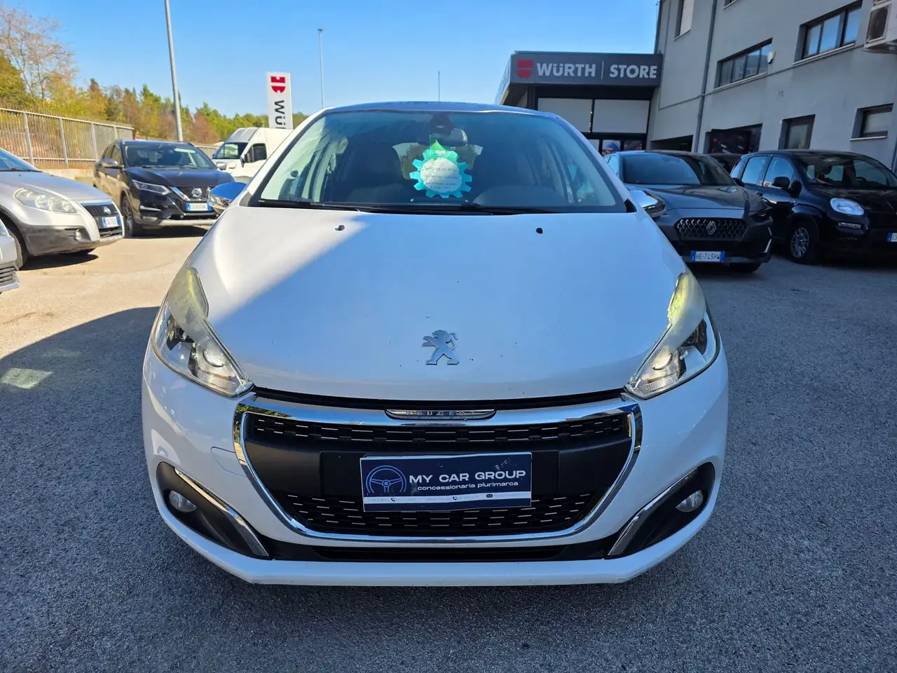 Peugeot 208