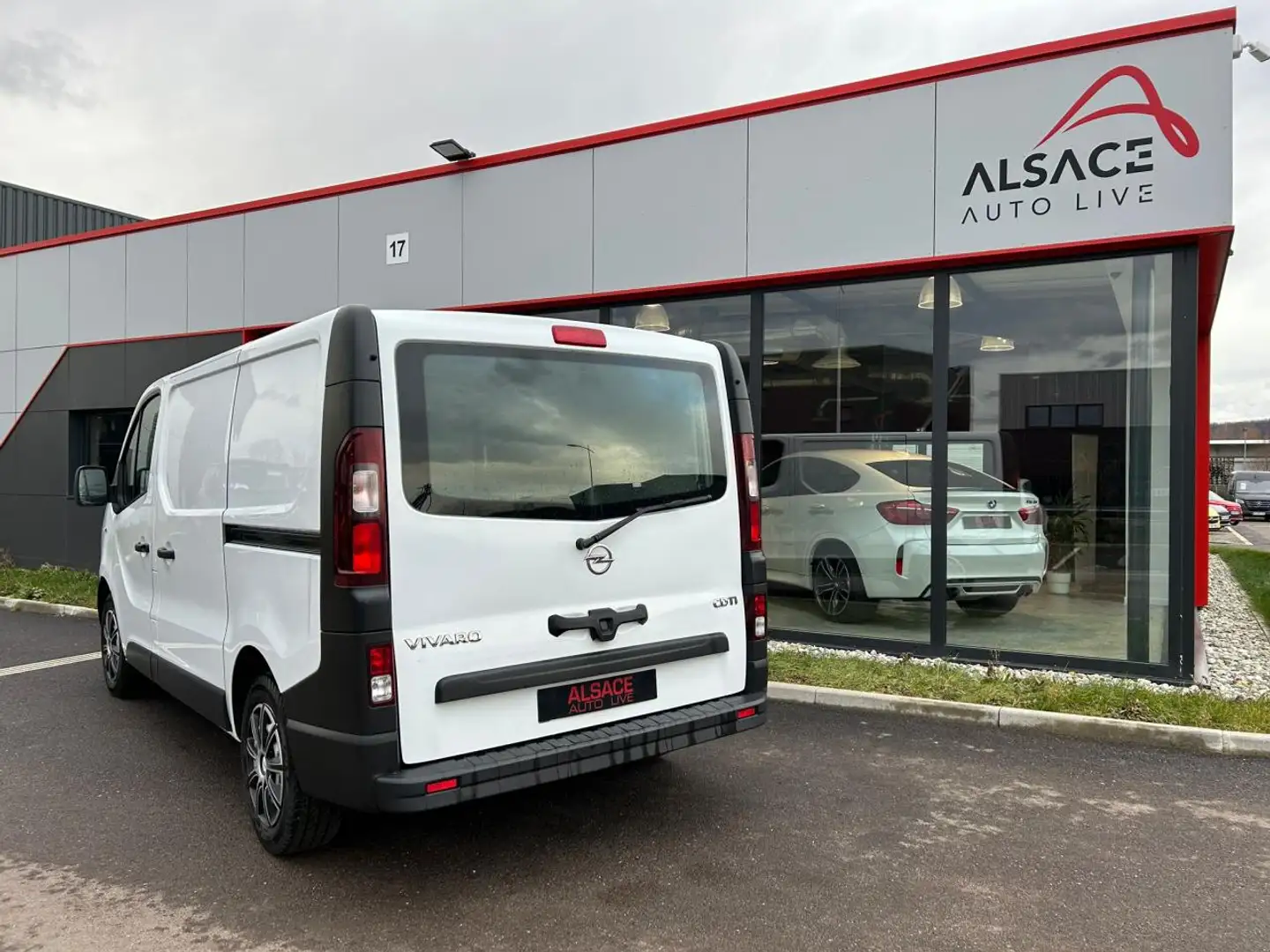 Opel Vivaro L1H1 1.6 CDTI 120CH Pack Clim / HAYON / BLUETOOTH Blanc - 2