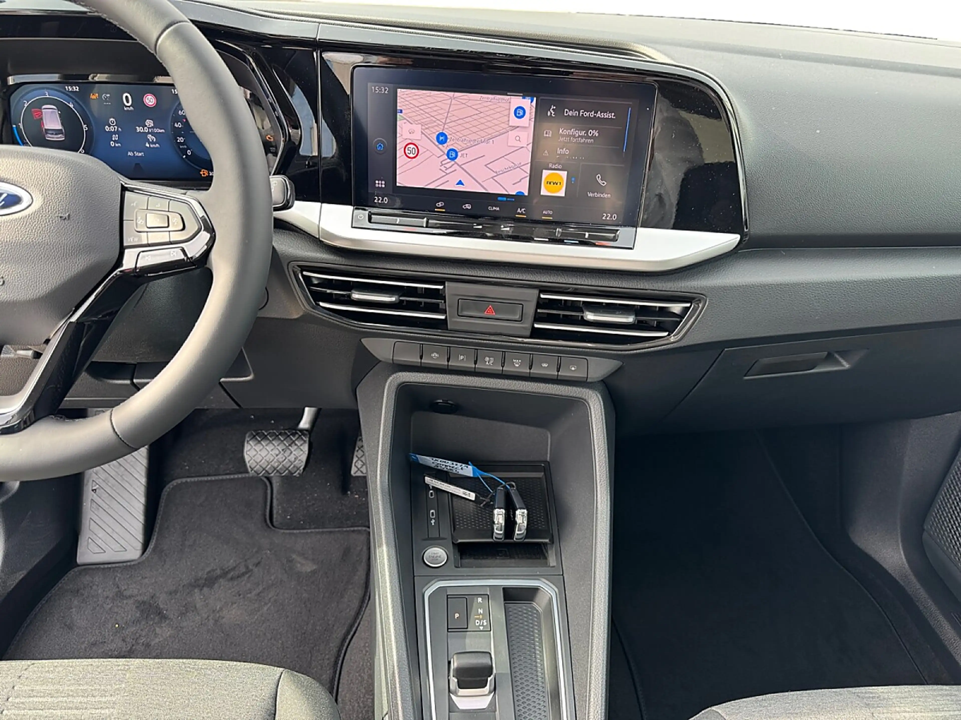Ford Grand Tourneo Connect 2,0 EcoBlue L2 Active Aut. — photo 12