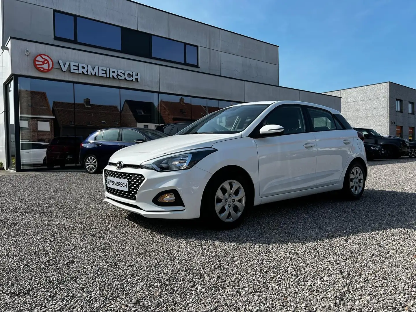Hyundai i20 1.2i Cool*AIRCO*HANDVRIJ BELLEN*BLUETOOTH* Blanc - 1