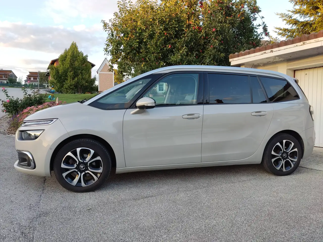 Citroën Grand C4 SpaceTourer