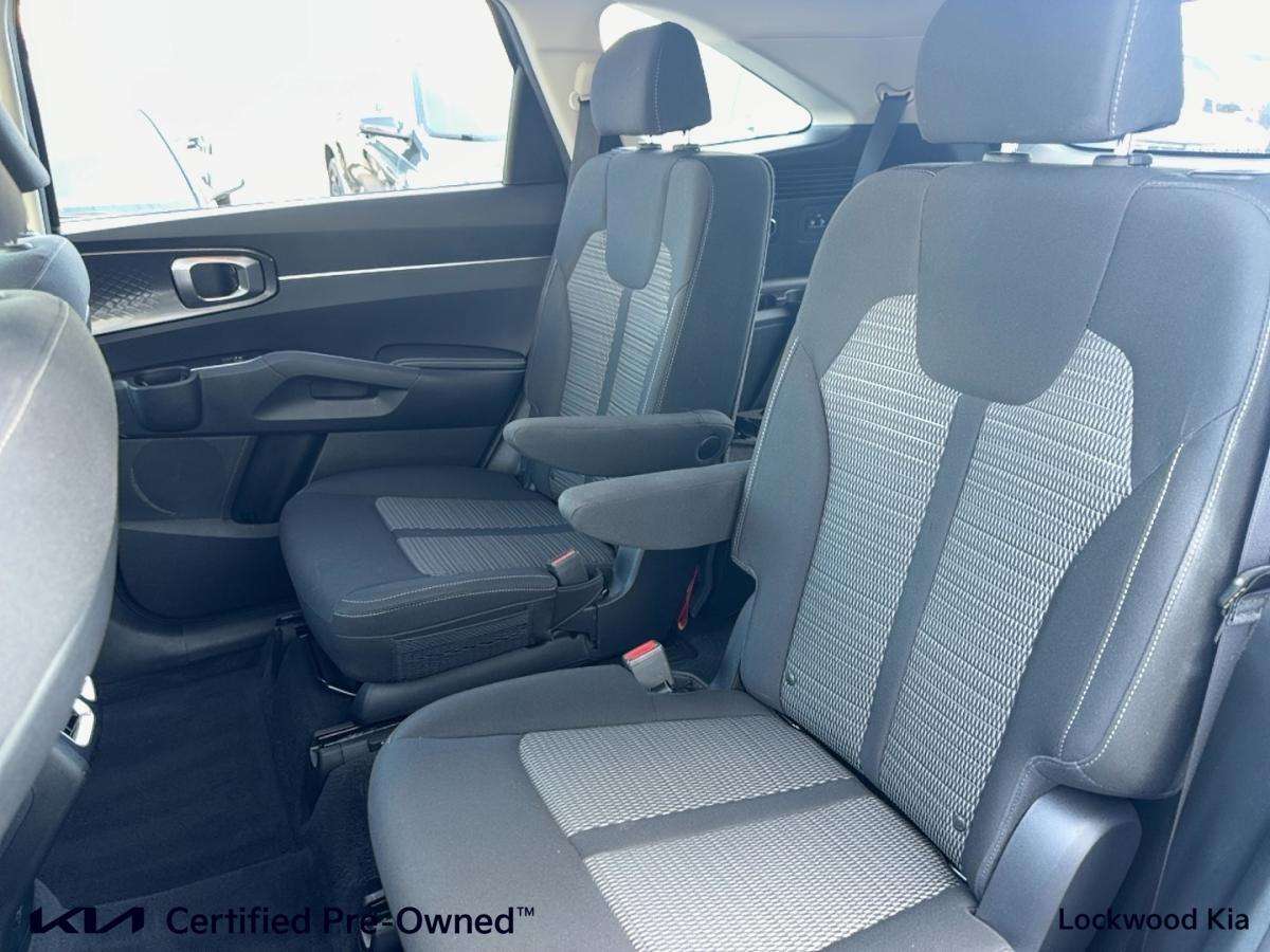 used 2023 Kia Sorento car, priced at $32,999