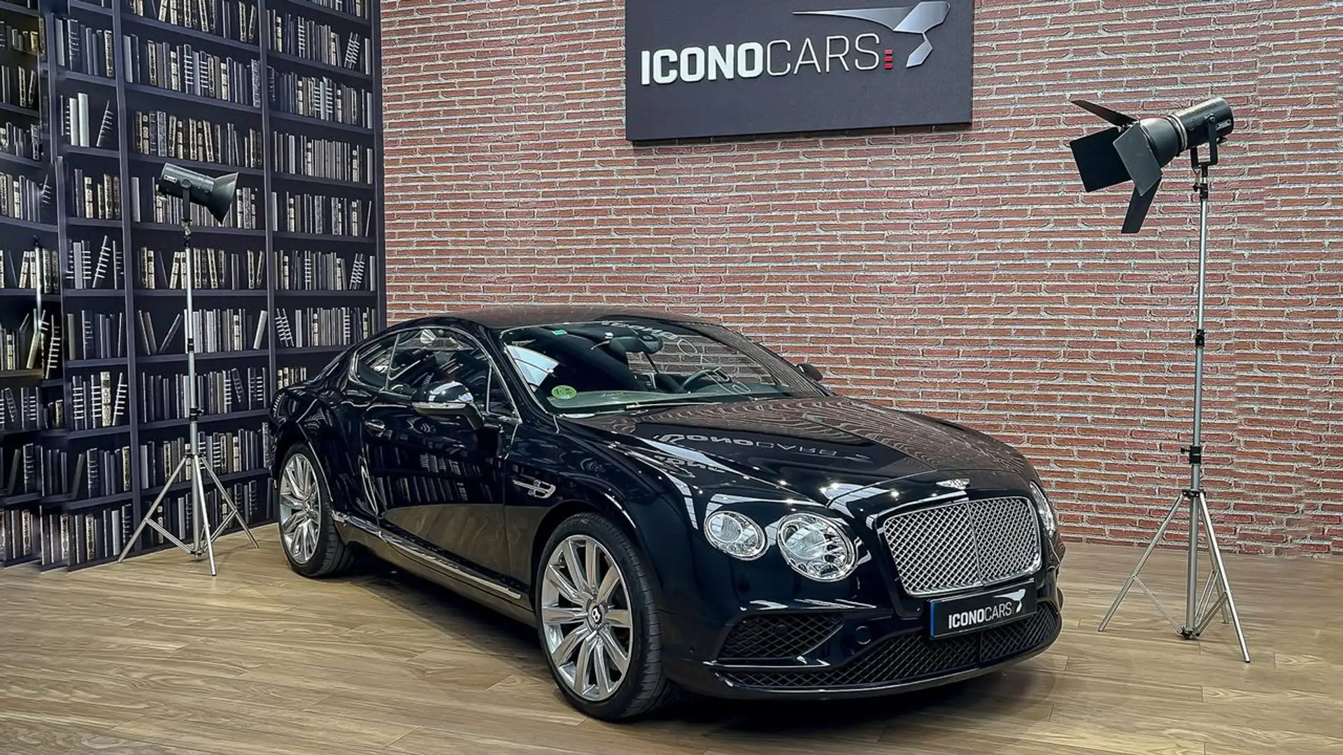 Bentley Continental GT V8 Černá - 1