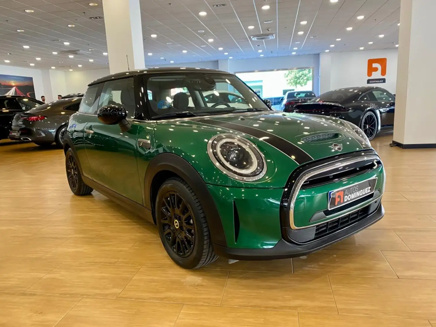 MINI Cooper SE Grün - 2